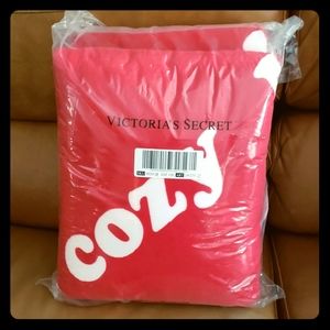 Victorias Secret PINK BLANKET SHERPA